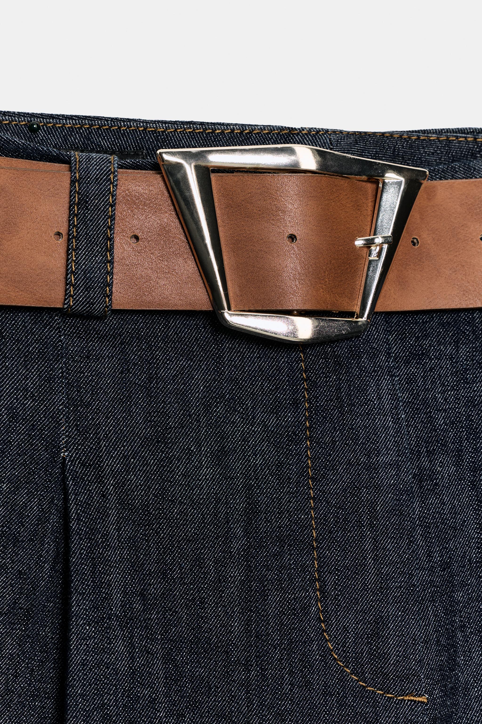 BELTED PLEATED LONG BERMUDA SHORTS